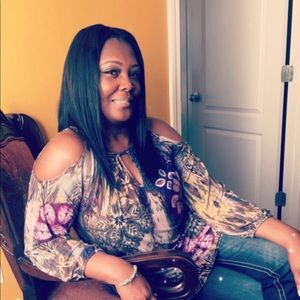 Meet your Posher, Pamela